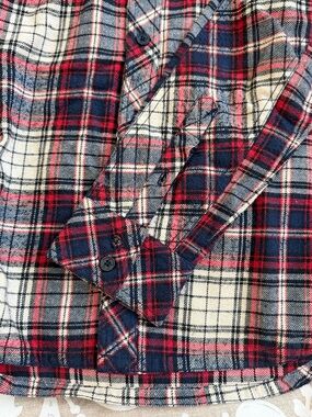 Men's Red & Navy Plaid Button-Down Shirt